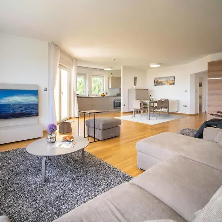 Kvarner House-2 By Interhome Apartman *