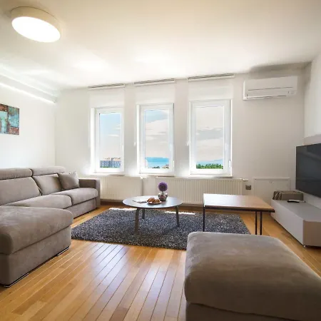 Kvarner House-2 By Interhome * カスタヴ